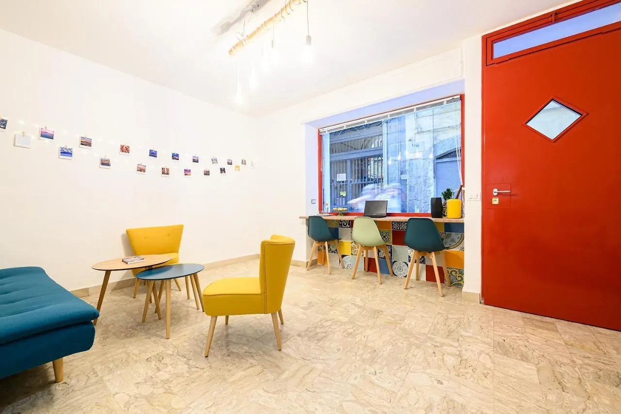 L'Aurora Apartments Naples