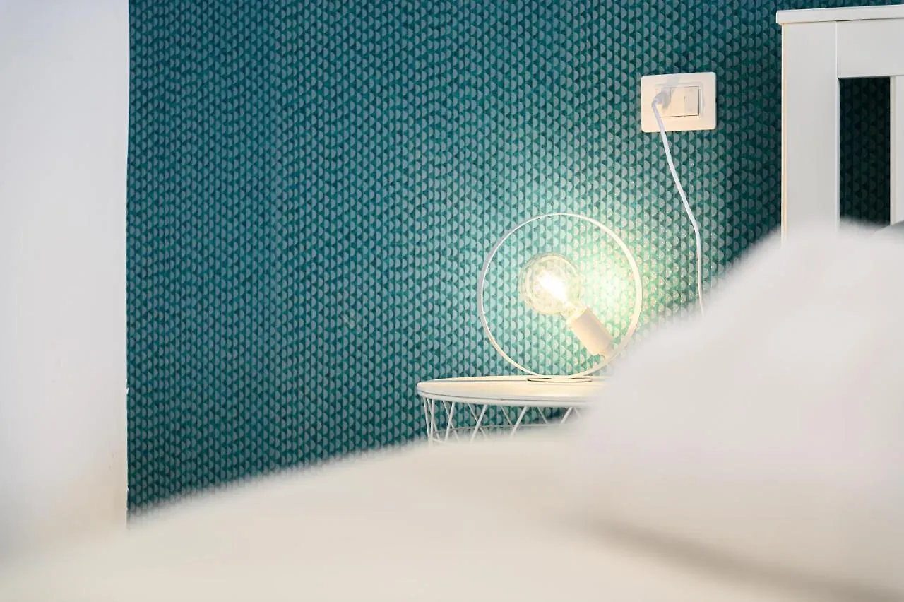 L'Aurora Apartments Naples